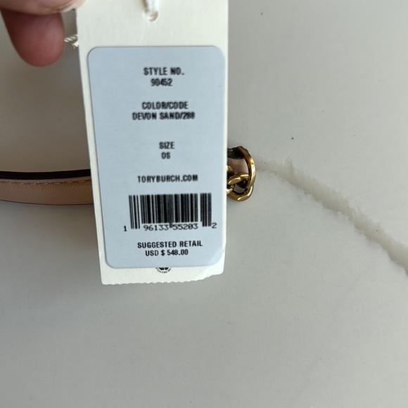 Kira Chevron Leather Shoulder Bag - Picture 9 of 9